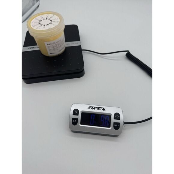 Davines DEDE Delicate Daily Conditioner ~ 8.93 oz / 250 ml ~ NEW - Picture 3 of 3